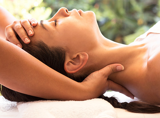 Head neck and shoulder massage in Kakkanad